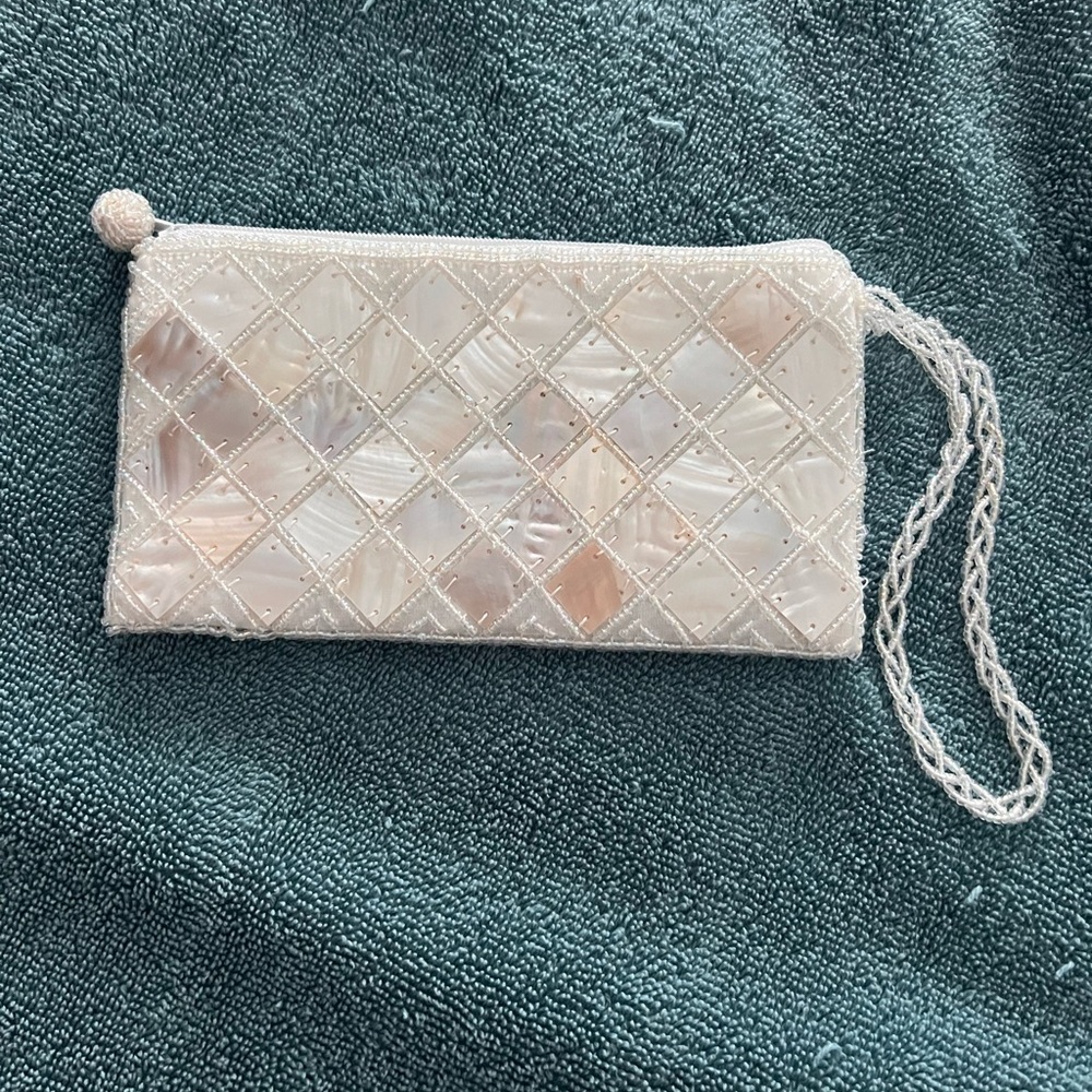 MAD HANDMADE MOTHER OF PEARL WRISTLET- LIKE NEW